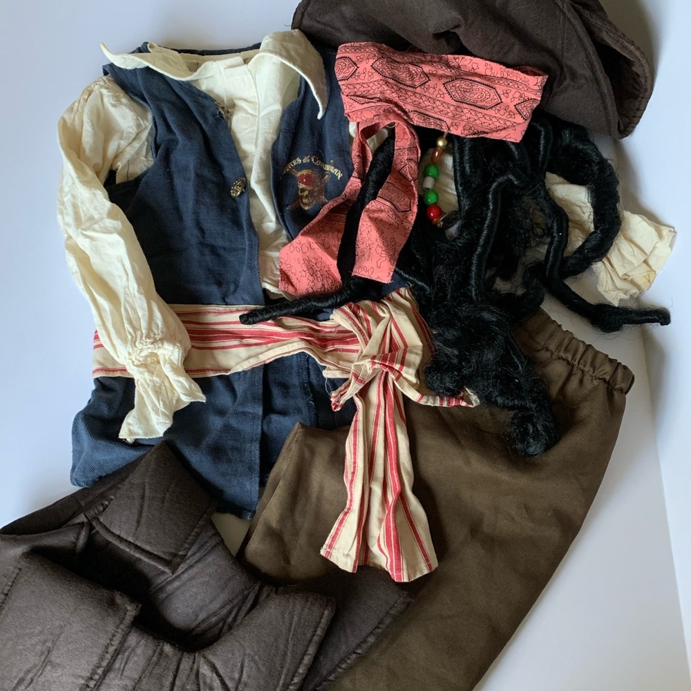 7 piece Disney Park Jack Sparrow Pirate Costume